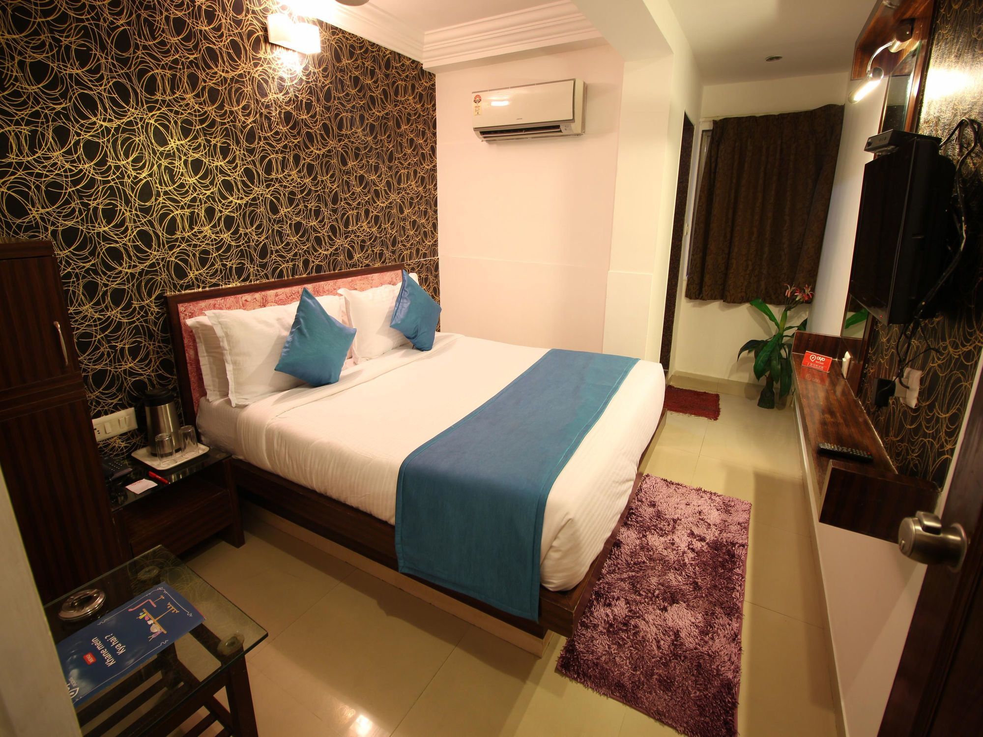 Oyo 2485 Hotel Kalash Inn Ahmedabad Exterior foto